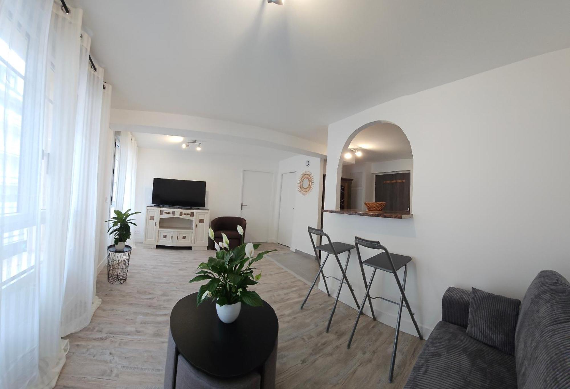 Le Chaleureux Lourdes Hyper Centre Apartment Екстериор снимка